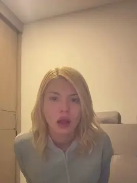 Hanystoned  live sex cam
