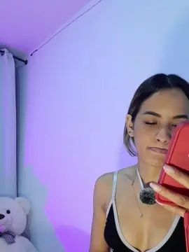 Alicesimpson1  live sex cam