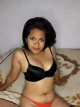 Elenacoquine  live sex cam