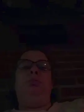 Anyihot2  live sex cam