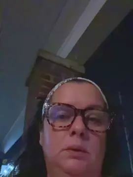 Anyihot2  live sex cam