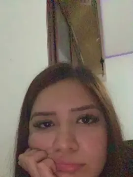 Jovencitoshot26  live sex cam