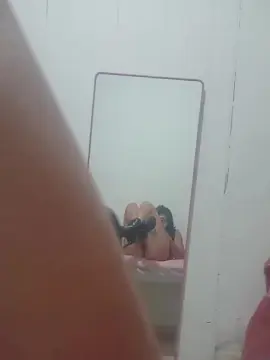 Pupy_777  live sex cam