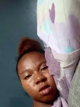 Elysa00  live sex cam