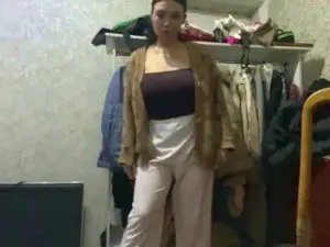 AdellMarashi  live sex cam