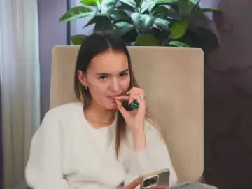 BrittniSmyre  live sex cam