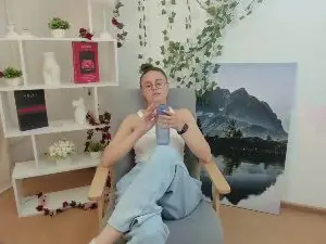 MelvinaKaz  live sex cam