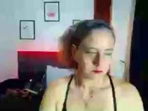 Sasi_luna  live sex cam