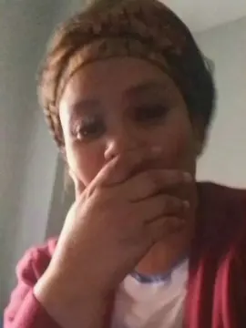 Shezz20  live sex cam