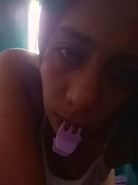 Cristal203  live sex cam