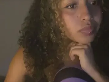 Demonyaca  live sex cam