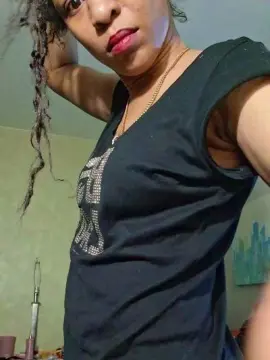 Misshy69  live sex cam