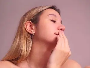 DaraKellon  live sex cam