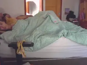 INTHETOILET  live sex cam