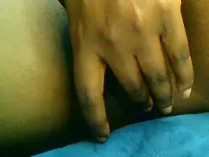 Juicykitty24  live sex cam