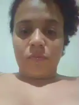 Lyya  live sex cam