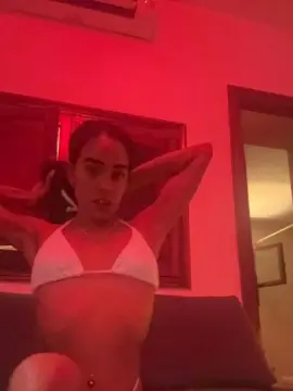 Morenita69xxx  live sex cam