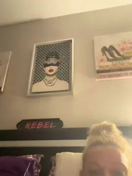 Sexypussy69  live sex cam
