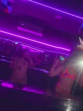 Cutebbyxxx  live sex cam