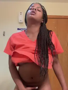 Mariah57  live sex cam