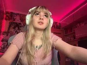 FayeMeierhofer  live sex cam