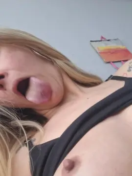 Flortemptationn  live sex cam