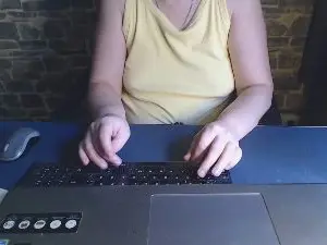 LittlePhoenix  live sex cam