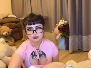 RoxaneMiceli  live sex cam