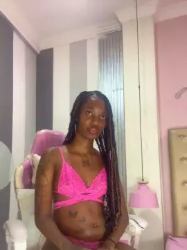 ShakiraThomps  live sex cam