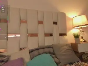Nauthy_Nahomi  live sex cam