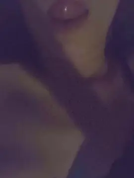 Buendia77  live sex cam