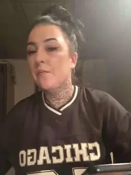 Kayna34  live sex cam