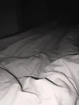 RealcoupleIta  live sex cam