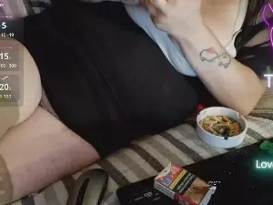 TettonaPelosa  live sex cam