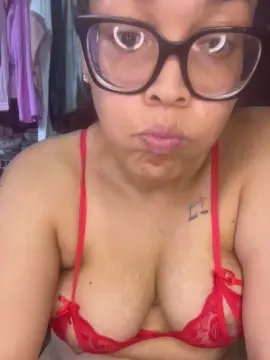 Naughtylolaxx  live sex cam