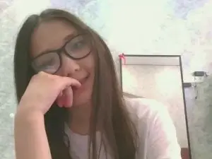 LynetteBeedle  live sex cam