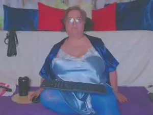 QueenPammy  live sex cam