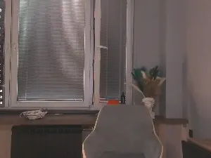LynetteDemick  live sex cam