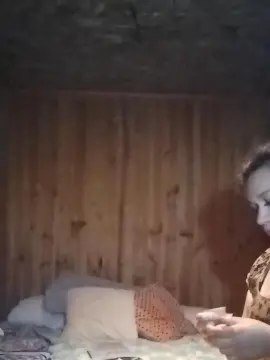 Estefii69  live sex cam