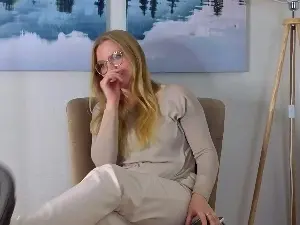 CarolyneParbs  live sex cam
