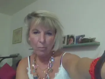 Siria63  live sex cam