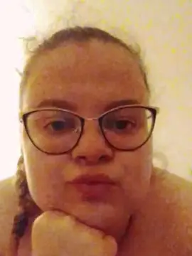 NIKIJOANA  live sex cam