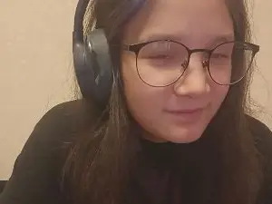 SeemaVallee  live sex cam