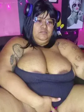 BlackQueen1992  live sex cam