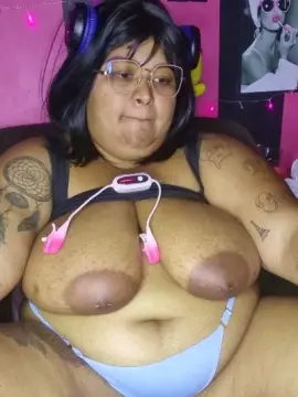 BlackQueen1992  live sex cam