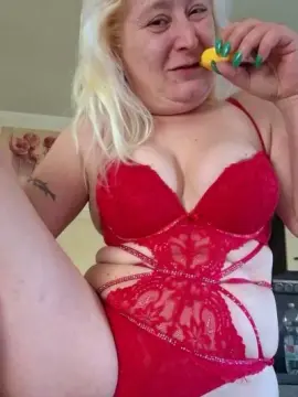 HotEstelle79  live sex cam