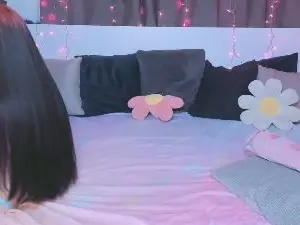 JuicyMilkxxx  live sex cam
