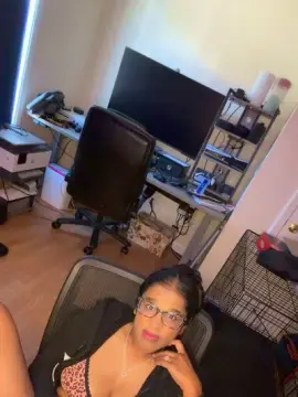 Mutebutcute30  live sex cam