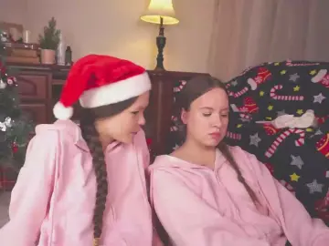 Carolphill  live sex cam