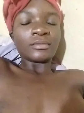 Veronabae  live sex cam